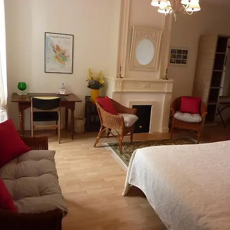 Chateau Gourdet Maison D'hotes Saint-Mariens